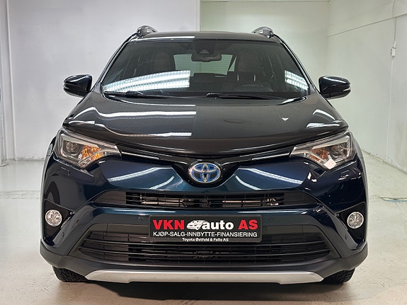Toyota RAV4 4 of 5