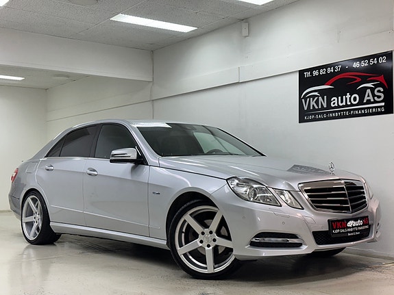 Mercedes-Benz E-Klasse 3 of 5