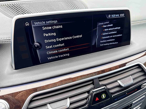 BMW 7-Serie 26 of 30