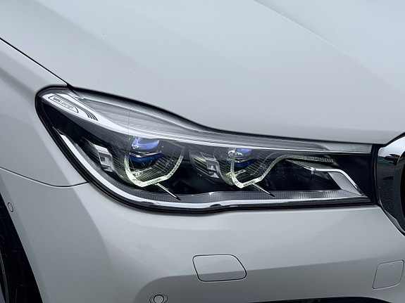 BMW 7-Serie 6 of 30