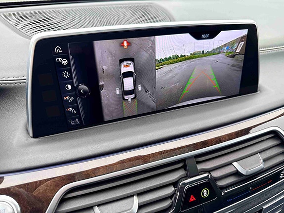 BMW 7-Serie 25 of 30