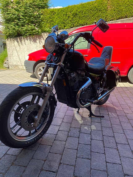 Honda SHADOW 3 of 5