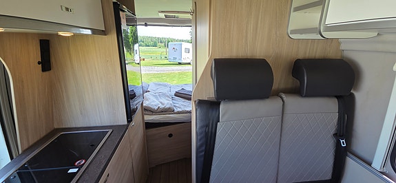 Weinsberg R47 Dobbel Køye seng 24 of 30