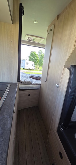 Weinsberg R47 Dobbel Køye seng 23 of 30