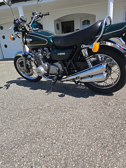 Kawasaki Z 900 6 of 21
