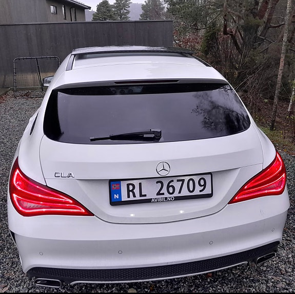 Mercedes-Benz CLA180 5 of 5