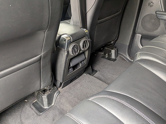 Land Rover Range Rover 18 of 23