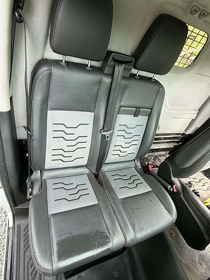 Ford Transit 5 of 5