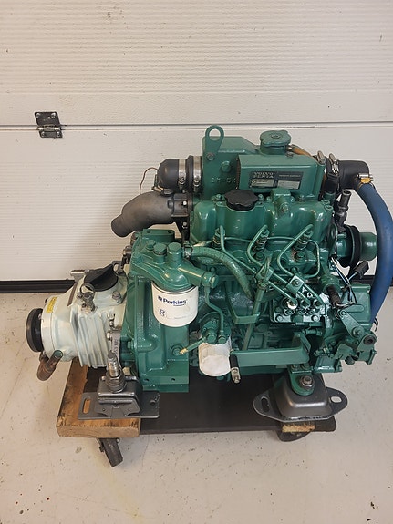 Volvo Penta MD2020 3 of 4