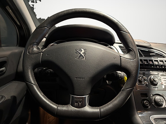 Peugeot 3008 15 of 23