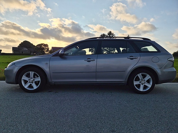 Mazda 6 3 of 5