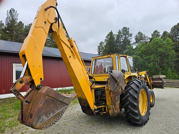 Volvo 650 Traktorgraver 4 of 5