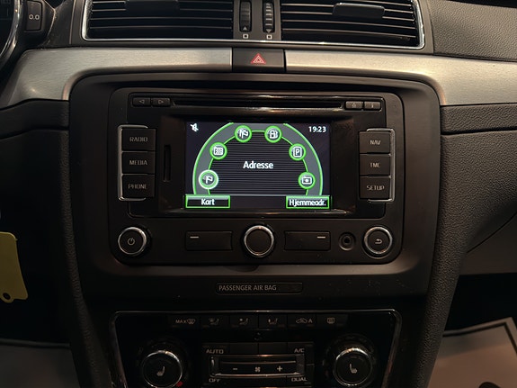Skoda Superb 18 of 22