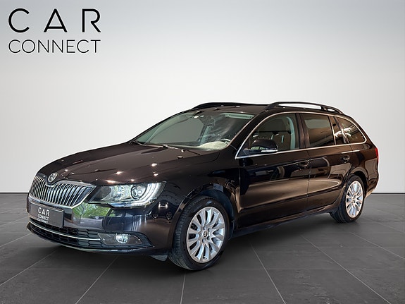 Skoda Superb 8 of 22