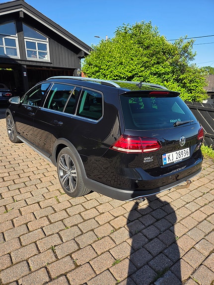 Volkswagen Golf Alltrack 5 of 24