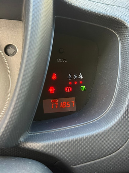 Toyota Urban Cruiser 17 of 17