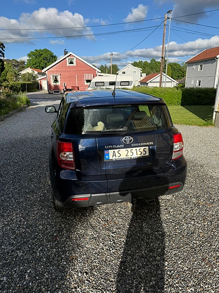 Toyota Urban Cruiser 6 of 17