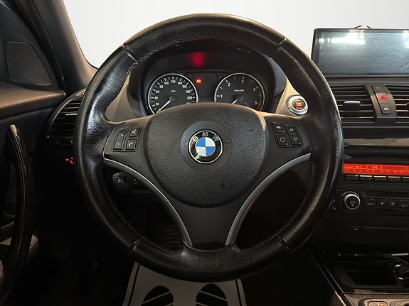 BMW 118d 17 of 30