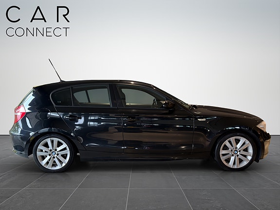 BMW 118d 5 of 30