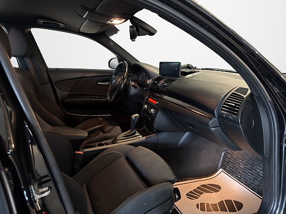 BMW 118d 21 of 30