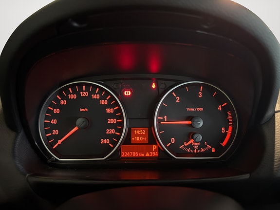 BMW 118d 18 of 30
