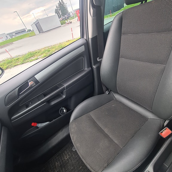 Opel Zafira 11 of 13