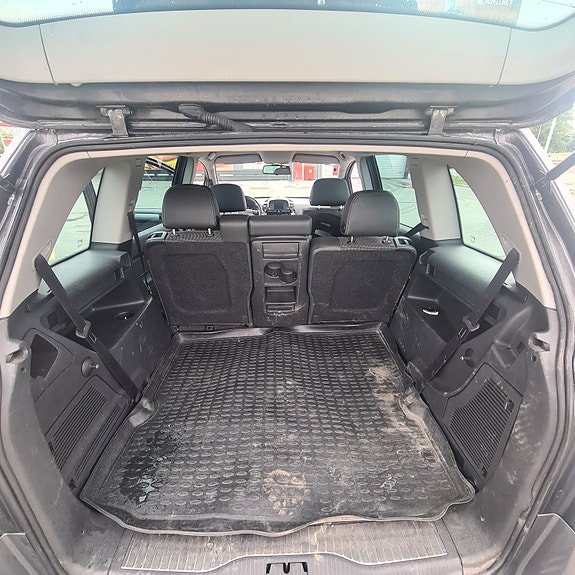 Opel Zafira 6 of 13