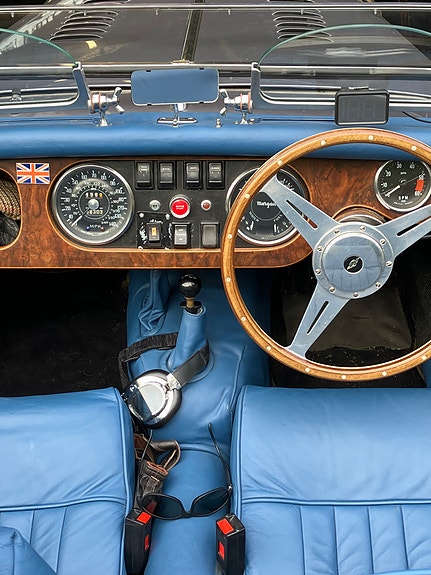 Morgan Plus 8 6 of 15