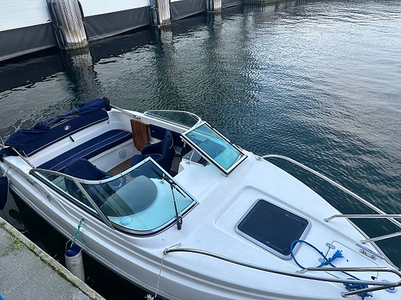 Daycruiser Uttern d55 120hk Til leie 2000kr per dag 4 of 5