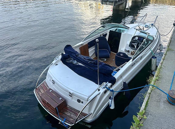 Daycruiser Uttern d55 120hk Til leie 2000kr per dag 3 of 5