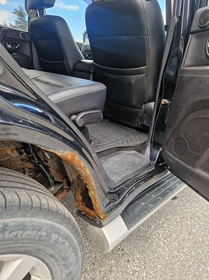 Mitsubishi Pajero 22 of 30