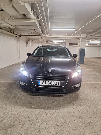 Peugeot 508 2 of 5
