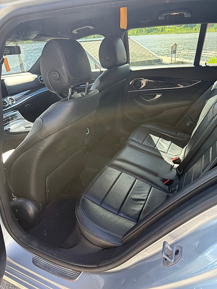 Mercedes-Benz E300 de 8 of 11