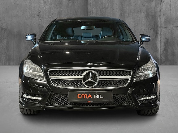 Mercedes-Benz CLS350 4 of 5