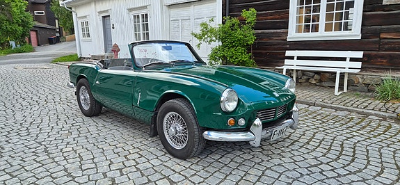 Triumph Spitfire 2 of 5