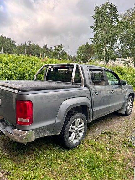 Volkswagen Amarok 3 of 5
