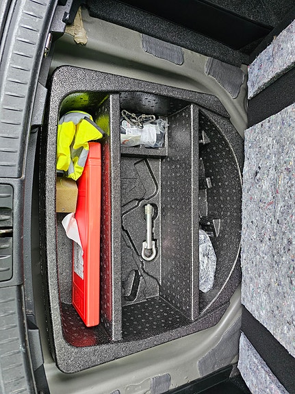 Toyota Auris 10 of 24