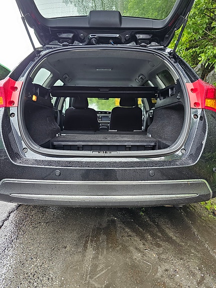 Toyota Auris 11 of 24