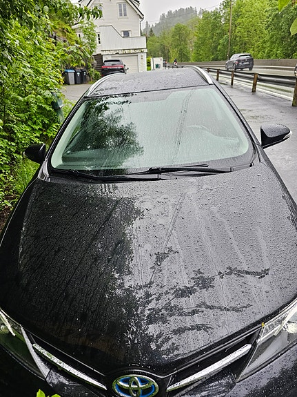 Toyota Auris 14 of 24