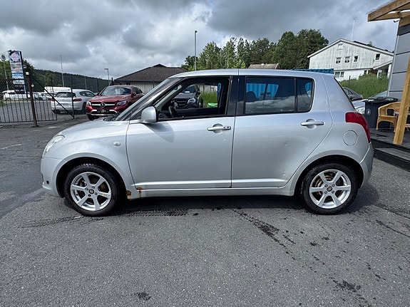 Suzuki Swift 9 of 22
