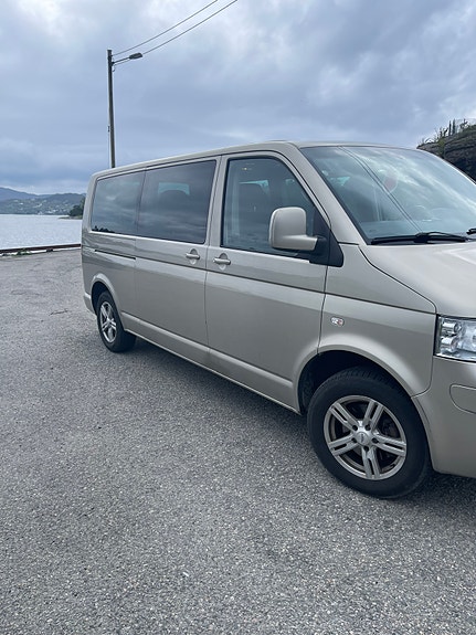 Volkswagen Transporter 2 of 24