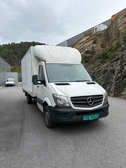 Mercedes-Benz Sprinter 316 2 of 12