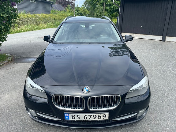 BMW 520d 4 of 28