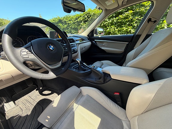 BMW 318i 11 of 20