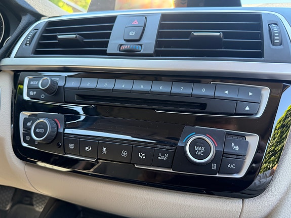 BMW 318i 16 of 20