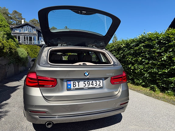 BMW 318i 7 of 20