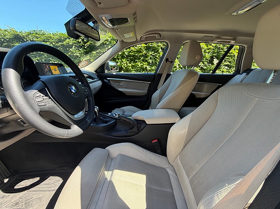 BMW 318i 20 of 20