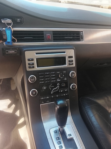 Volvo V70 15 of 26