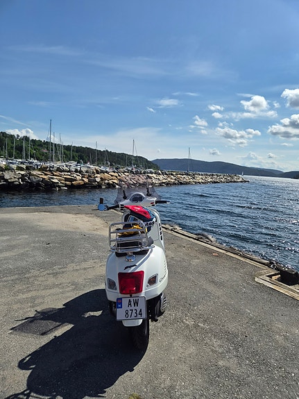 Vespa GTS 300 5 of 5