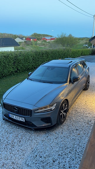 Volvo V60 19 of 24